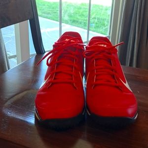 Red Nike tennis shoes Lunarlon Size 12